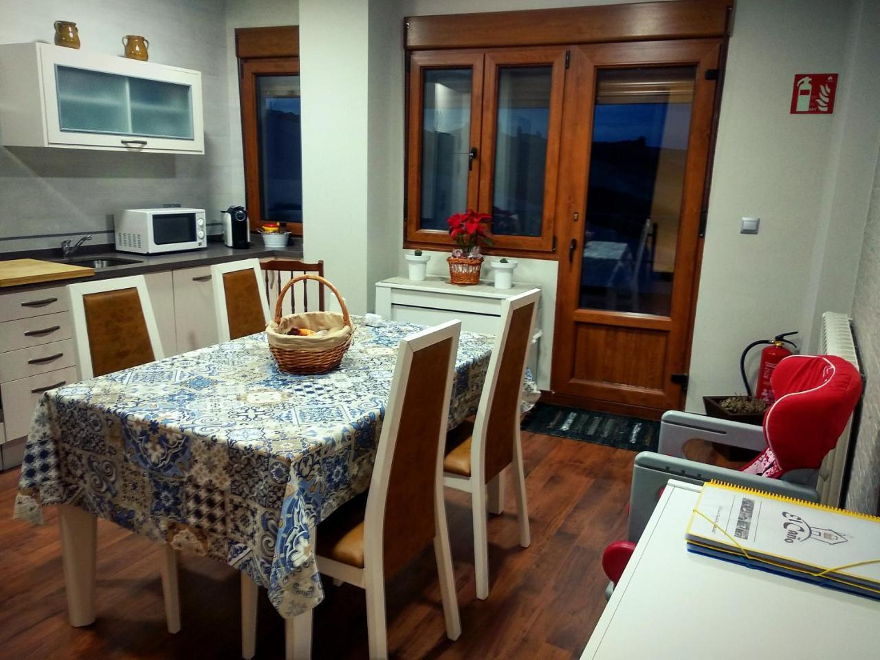 Casa Rural El Cano Nava del Rey Bagian luar foto